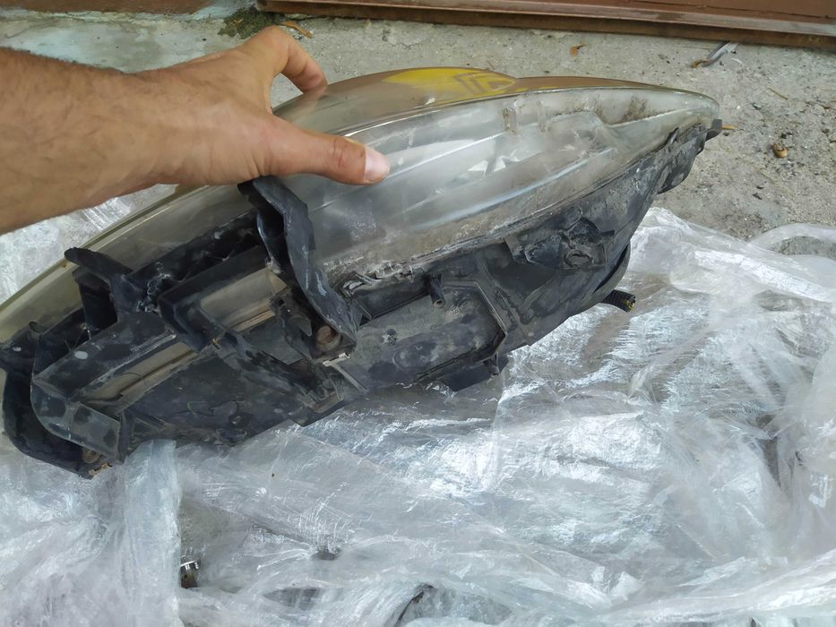 Ляв фар пежо 307 фейслифт