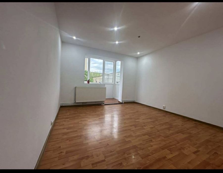 Apartament 2 camere - 71500 e - 45 mp - etajul 2