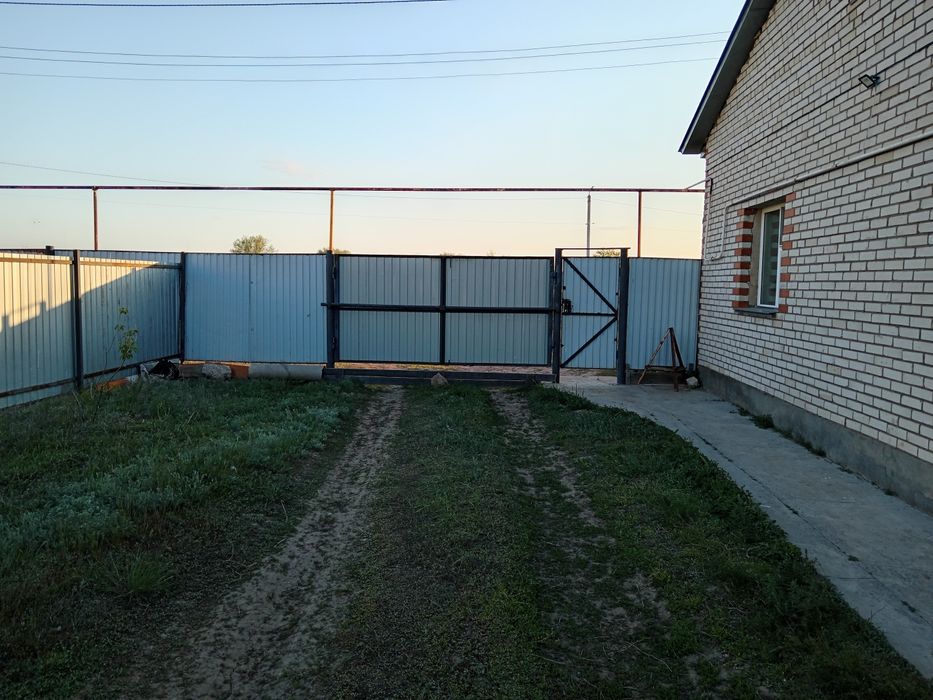 Мұхит 14/б үй сатылады