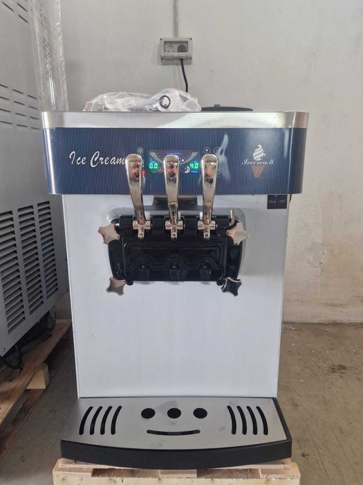 Aparat de ingheatata automat ,masina de inghetata automat NOU