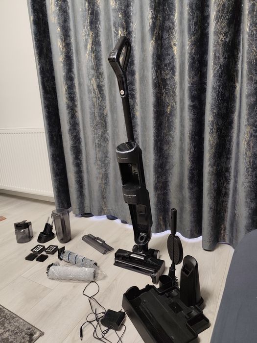 Aspirator cu spălare Rowenta X-Clean 4 – stare perfectă, cu garanție