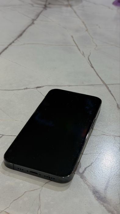 Продам Iphone 13 pro