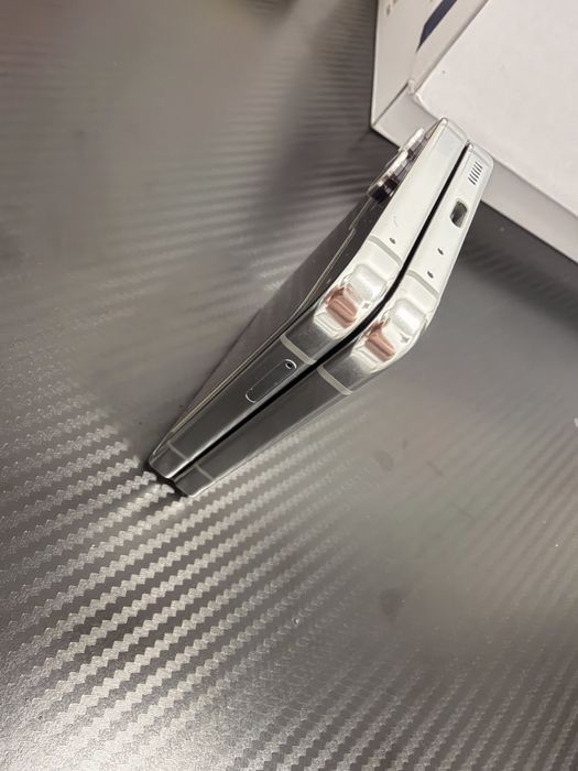 Samsung Z Flip 5 256GB