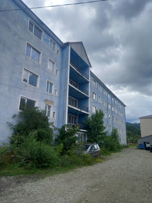 Vând bloc în Petrosani str Independentei nr 37