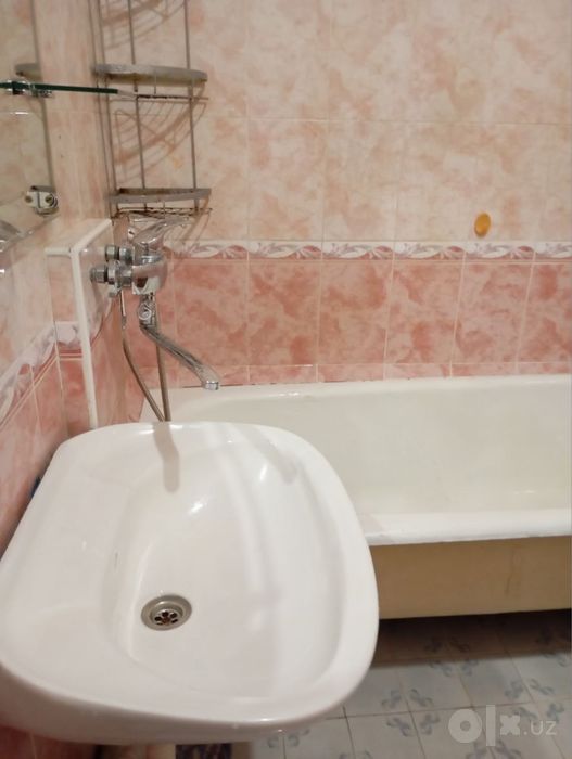 Юнусабад 18 2/2/4 своя