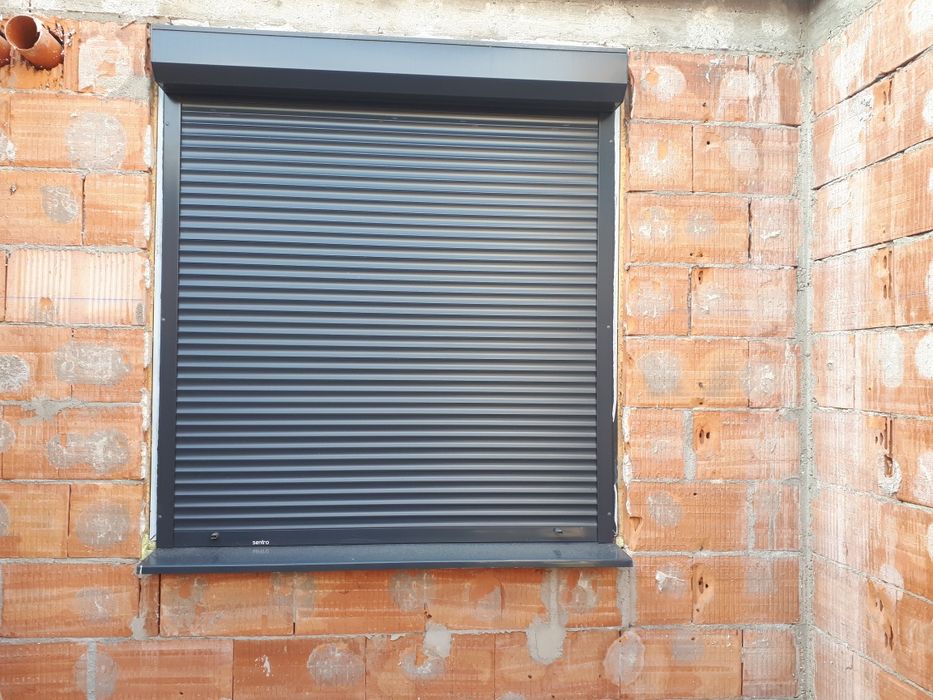 Vindem geam si rulou electric, automatizat_L =160 cm, H=167 cm.