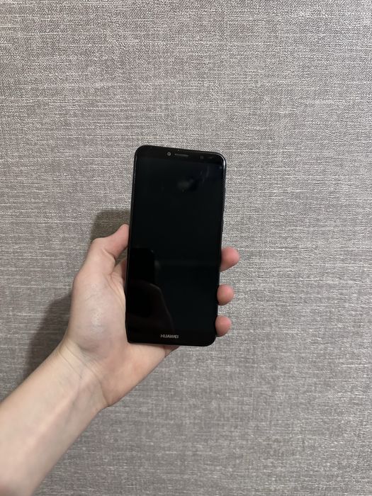 продам телефон Huawei Y6