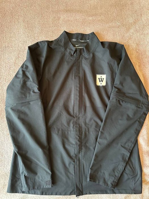 Nike golf waterproof jacket
