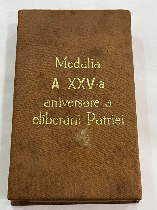Medalii-Ordinul muncii si Medalie aniversara 1974