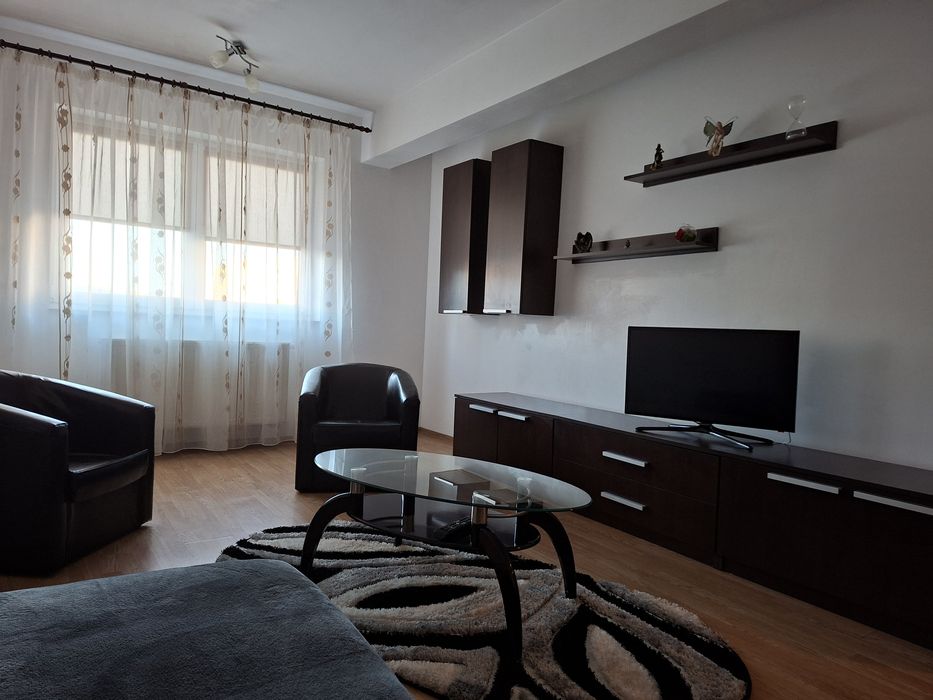 Închiriez apartament Avatgarden 3