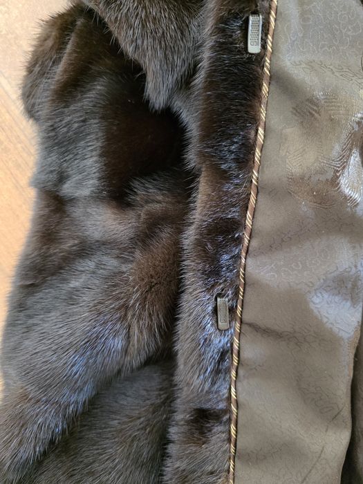 Продам шубу за 50 тыс.тг