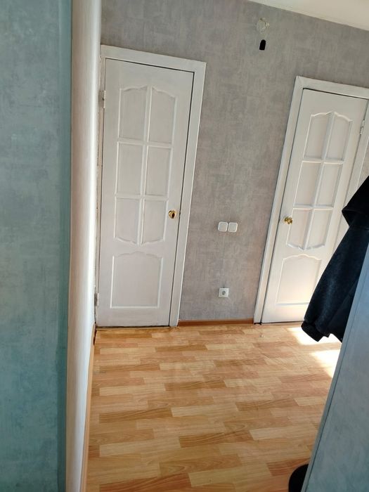 2 ком. кв. в районе 8 школы
