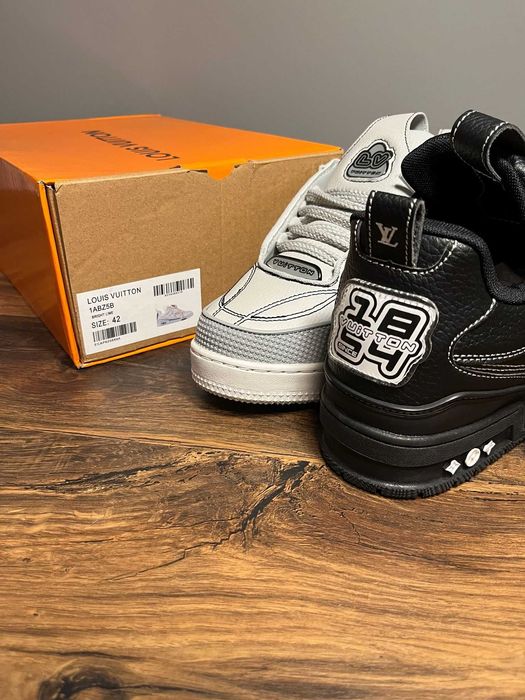 Adidasi Louis Vuitton Skate Alb si Negru