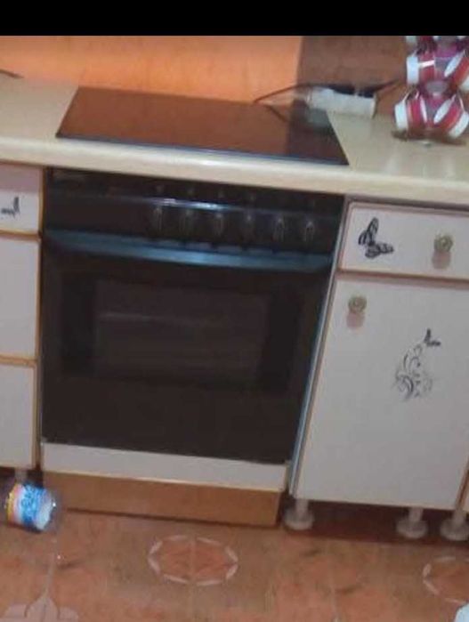Set de cuptor plus plita electric, funcționează foarte bine