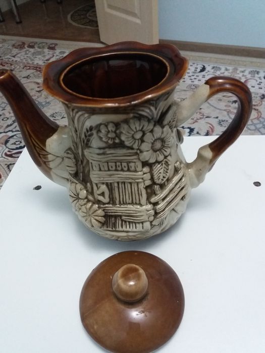 Антиквариат    Чайник.