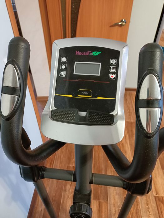 Эллиптический тренажёр