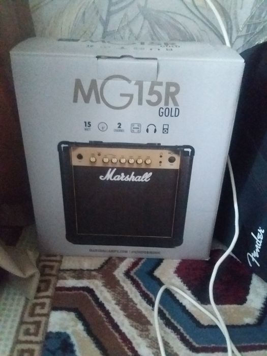 Продаю. Комбик Маршал