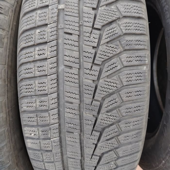 Anvelope Hankook 225 60 17 iarna