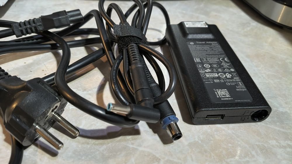 Incarcator hp 19,5v  65w