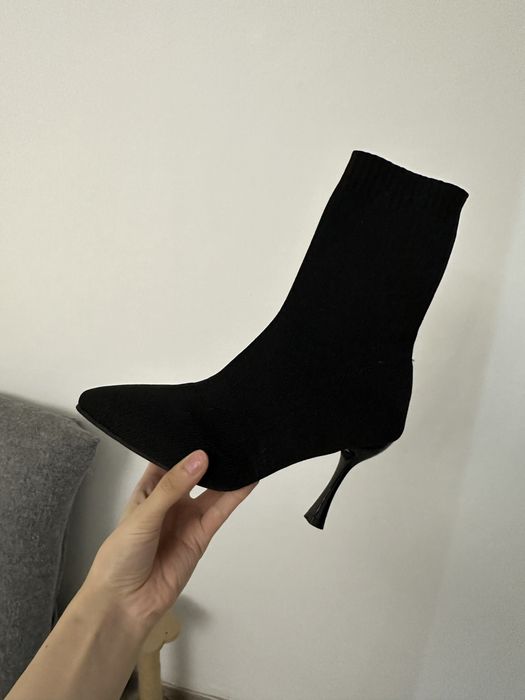 Продам ботильоны 37р