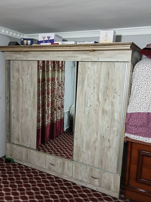 Spalni garnitur Sotiladi