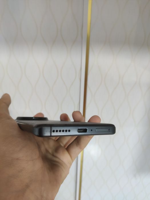 Продам Vivo x90 pro