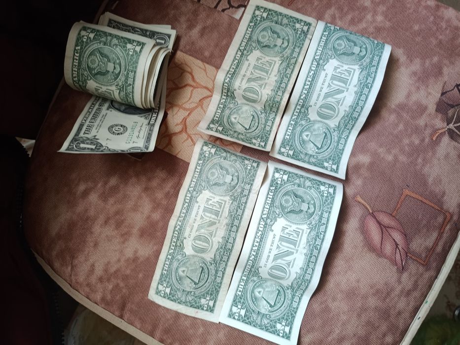 1$Долари  от  2017,1999.2013,2009,2021години