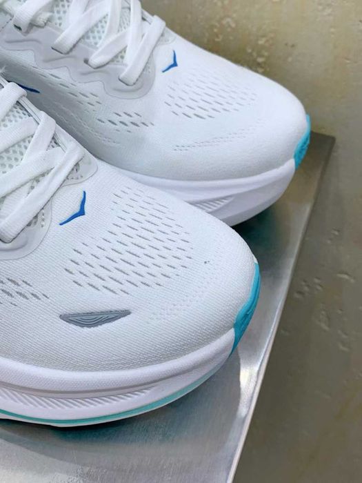Нови дамски маратонки Hoka One One Bondi 9 White Hoka Blue