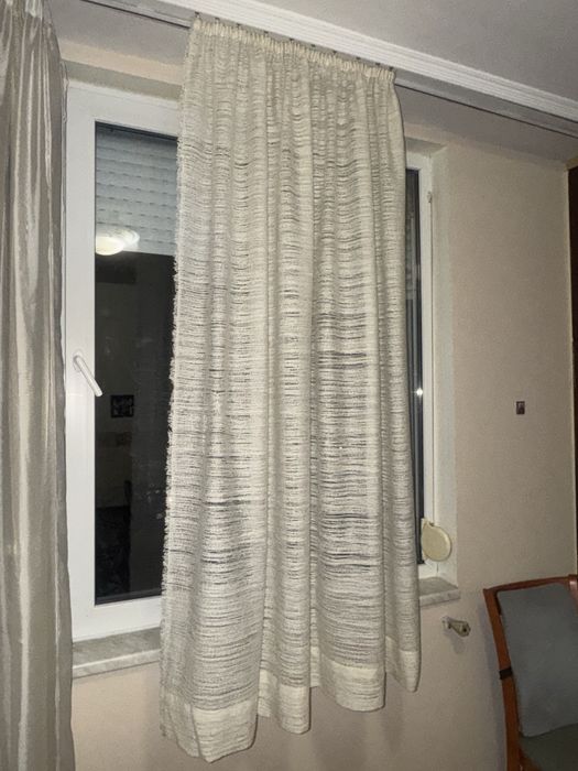 Перде може в две части