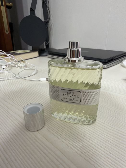 EAU SAUVAGE Christian Dior paris