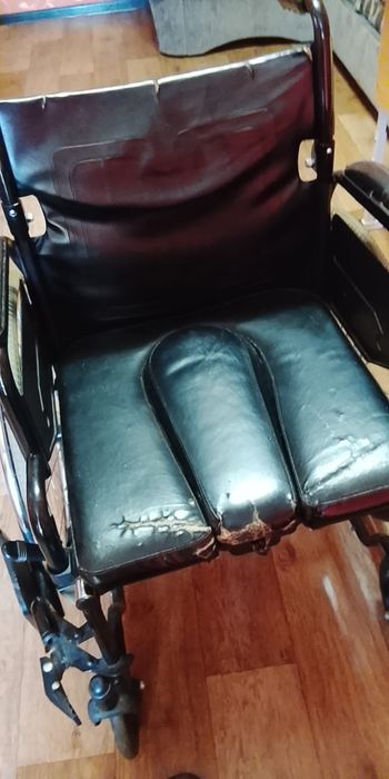 Инвалидная колсяска