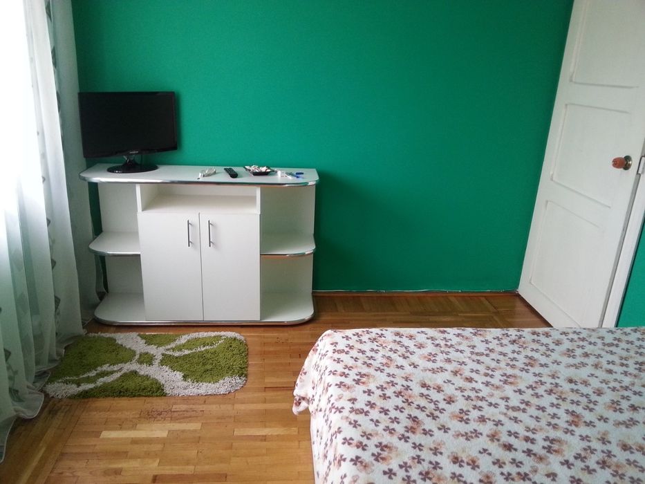Apartament cu 3 camere