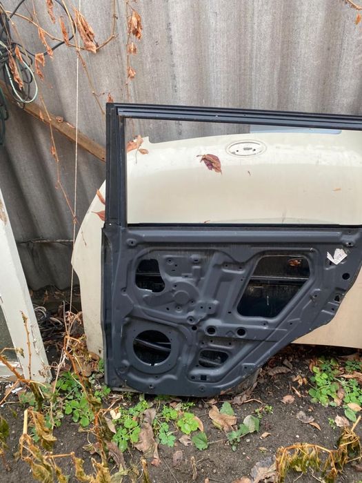 Двери и Капот Kia soul