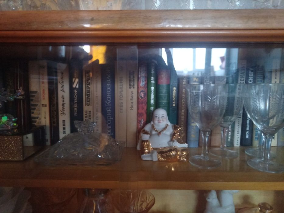 Продам книги оптом ,всё 80 штук.