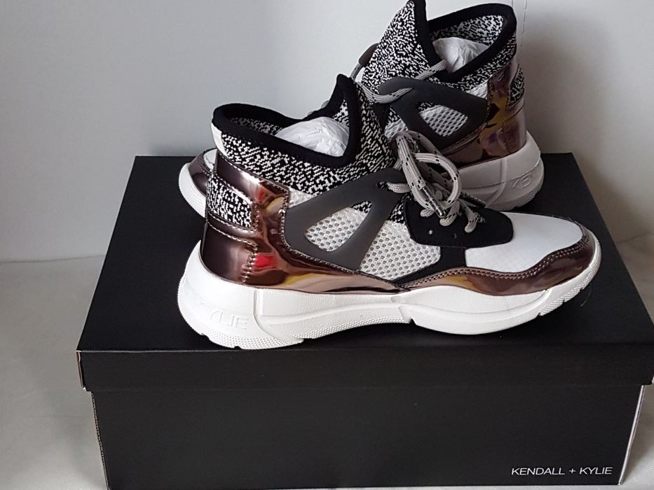 Спортни обувки Kendall + Kylie