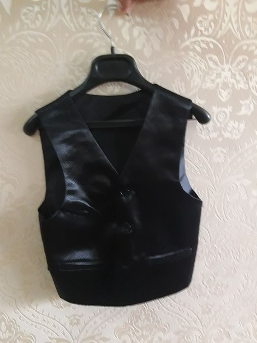 Костюм -тройка для первоклассника