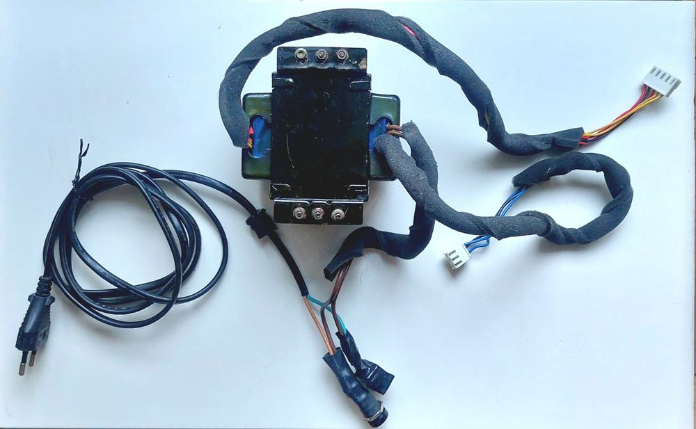 Transformator original Genius SW5.1 – CTP-10311U-2, cu cablaj complet și conectori originali