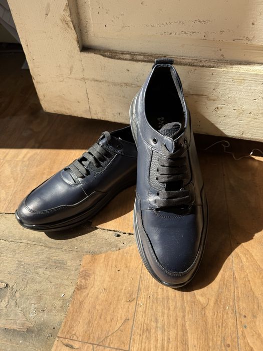 adidasi din piele naturala