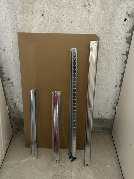 Стелаж с размери 100 х 60 х 90 см