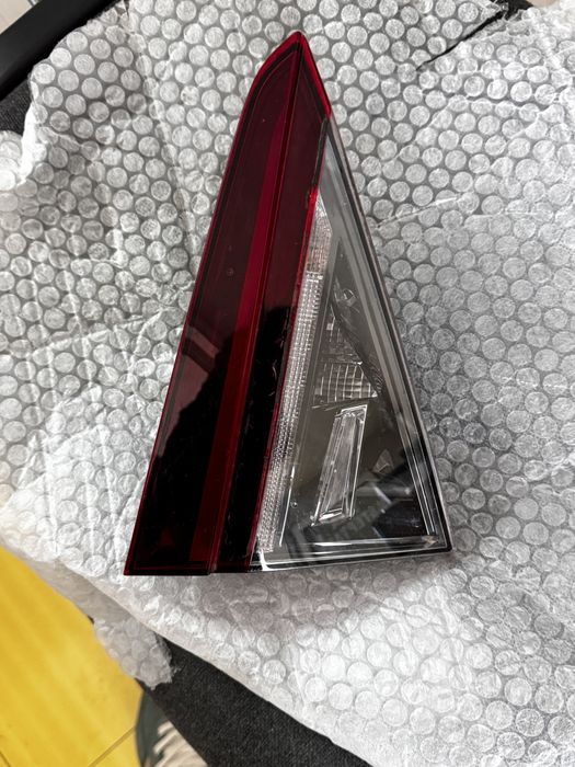 Lampa spate skoda superb 3