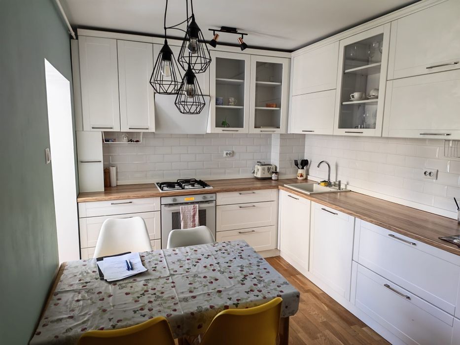 Închiriez apartament 3 camere Oanacea Tatarasi