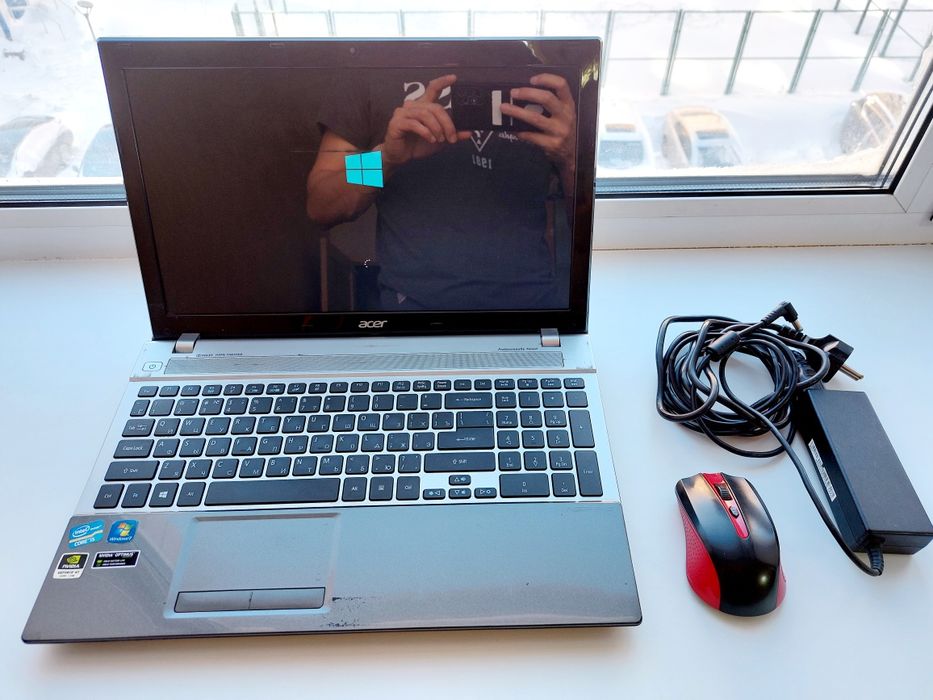 Ноутбук Acer Aspire V3-571G