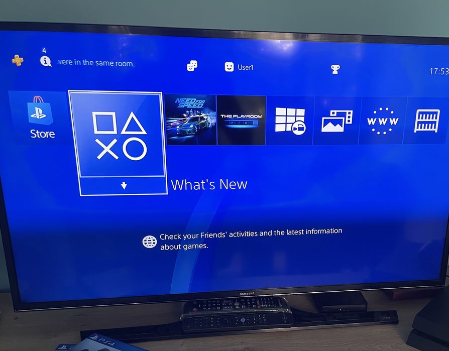 ПРОДАДЕН - Playstation 4, 1 TB (модел: CUH-1216B), с две игри