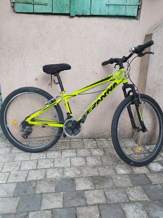 De vânzare bicicleta dhs  26, stare foarte bună