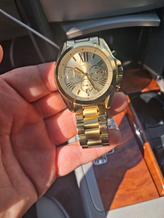 Продам  часы женские  МICHEL KORS