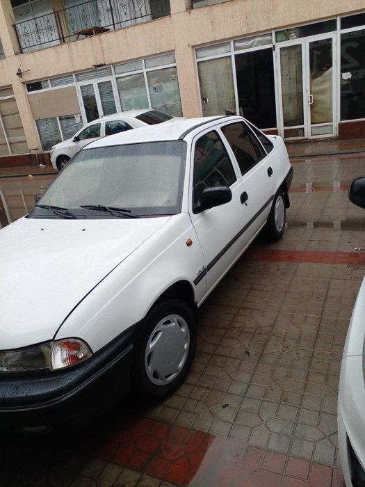 nexia 1 2001 sotiladi