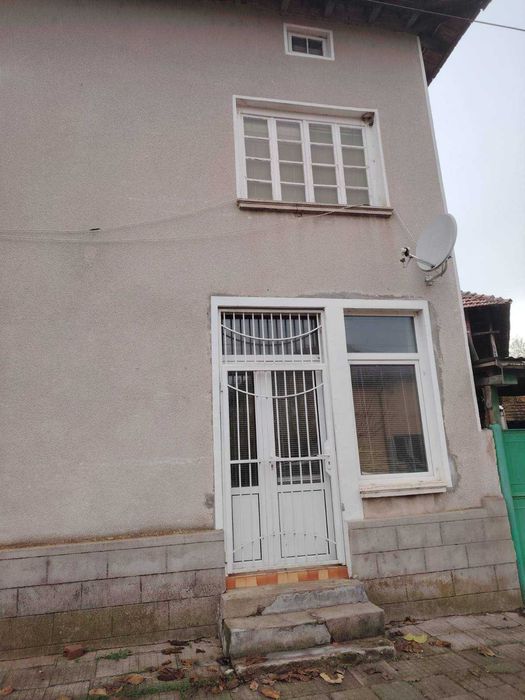 Продава се Къща в с. Николаево, Област Плевен - 203 кв.м за 75 €/кв.м - Снимка #3