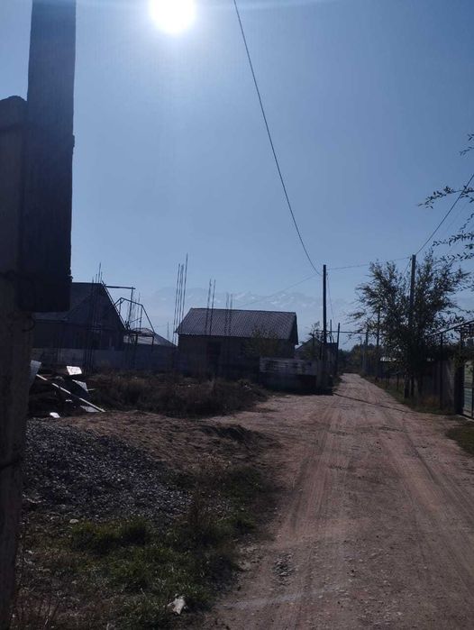 Продам участок 5 соток  посёлок Райымбек