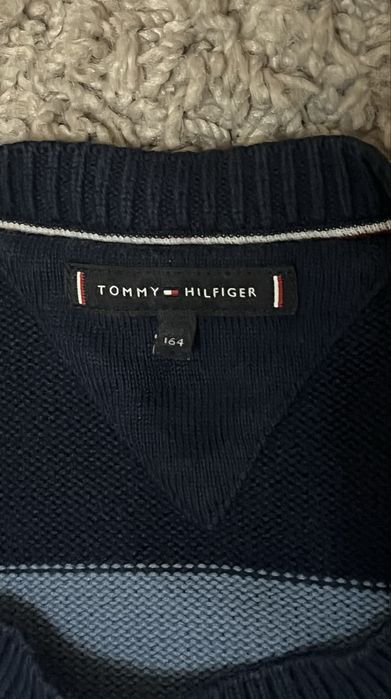 —Пуловер Tommy Hilfiger-164см—