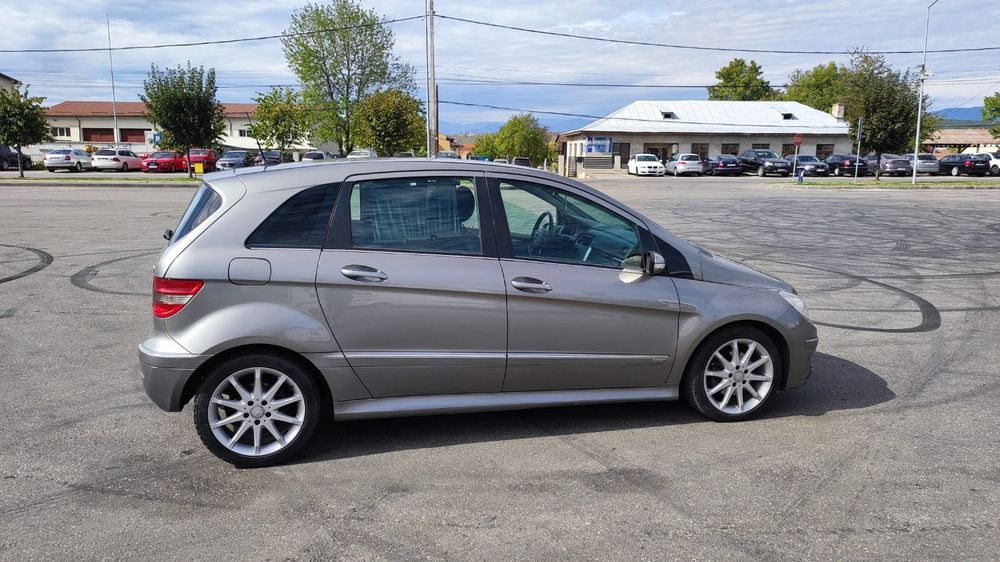 Mercedes-Benz classa b